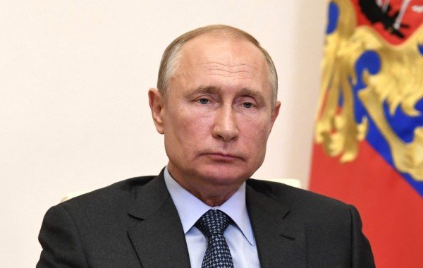 Отношение Путина к антироссийским санкциям разозлило Макрона и Шольца » Новости России и мира 24 часа в сутки — N4K.RU