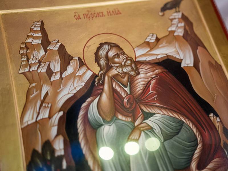 Почему 2 августа говорят «Илья-пророк — два часа уволок», приметы Ильина дня