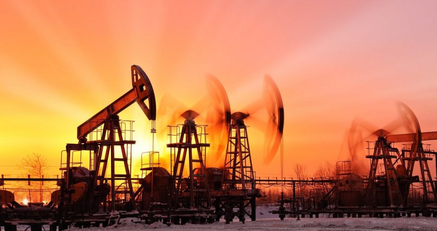 Цены на нефть немного выросли 12 сентября: рынок ждет макроэкономические данные из Европы и США