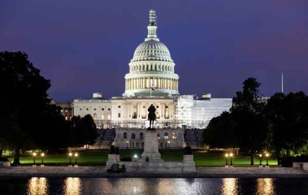Newsweek: Приостановка работы правительства США ударит по Киеву