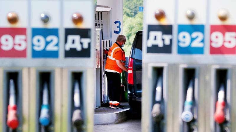 Рост цен на топливо в России 2023: на сколько и когда опять подорожает автомобилистам рассказали специалисты