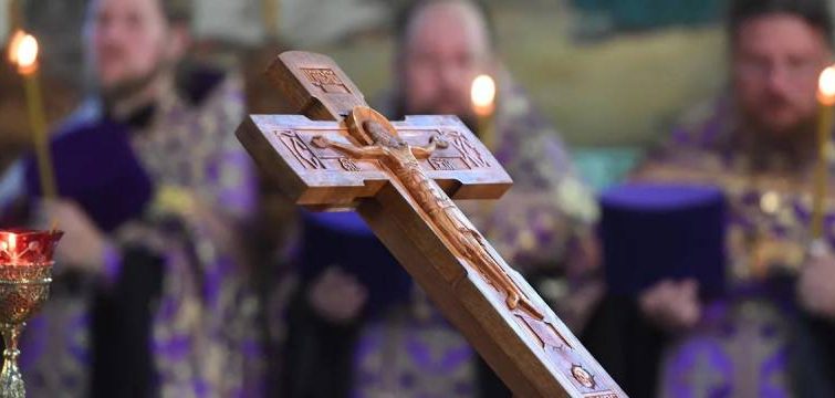 Воздвижение Креста Господня 27 сентября 2023 года: что можно и нельзя делать в праздник 