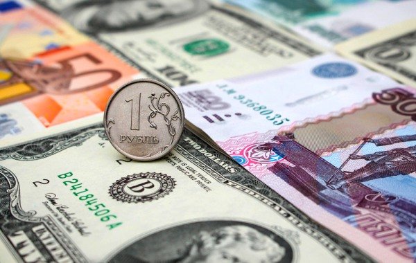 Аналитики заявили, что продажа экспортерами валютной выручки скажется на рубле » Новости России и мира 24 часа в сутки — N4K.RU