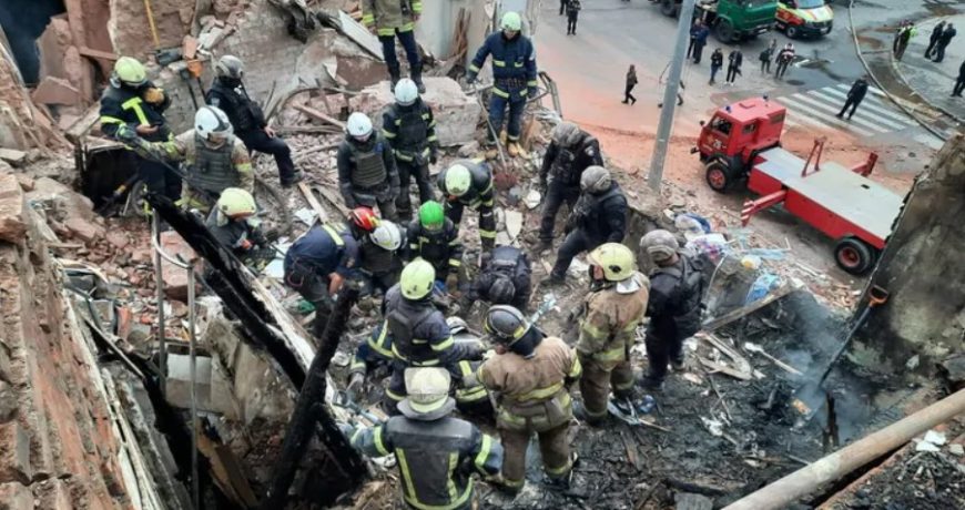 Удар по своим: Киев сообщил о 50 погибших при обстреле села Гроза в Харьковской области
